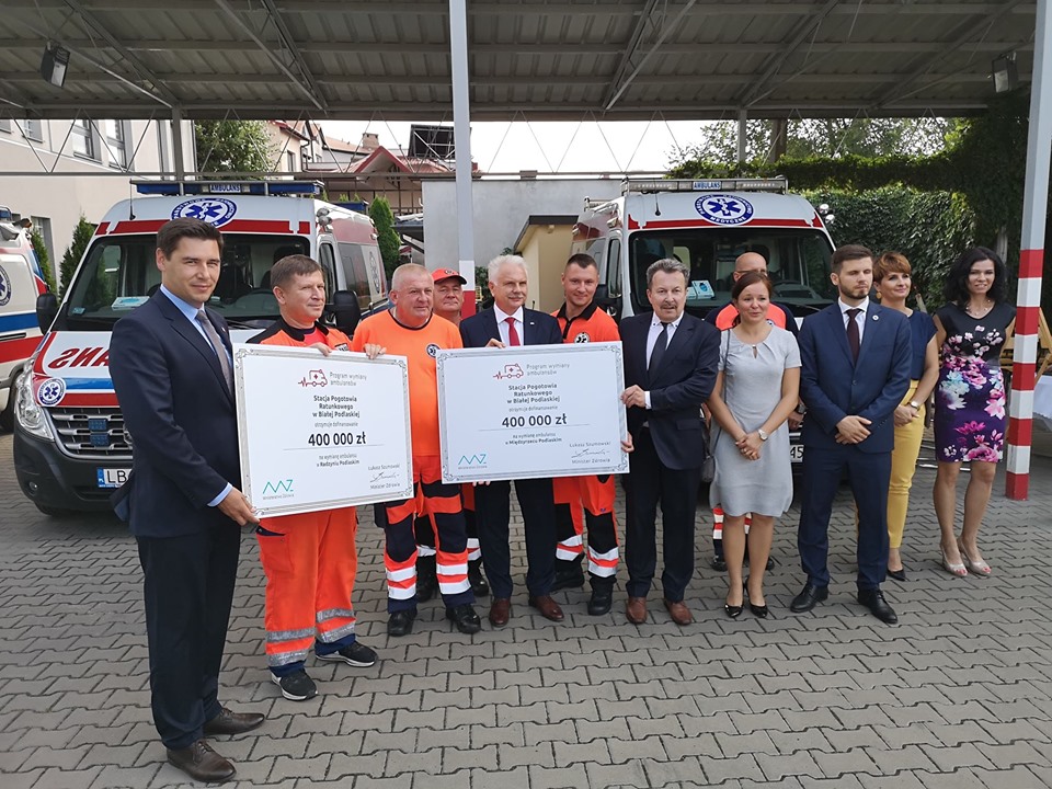 Nowe karetki trafią do punktów bialskiego pogotowia w Międzyrzecu i Radzyniu