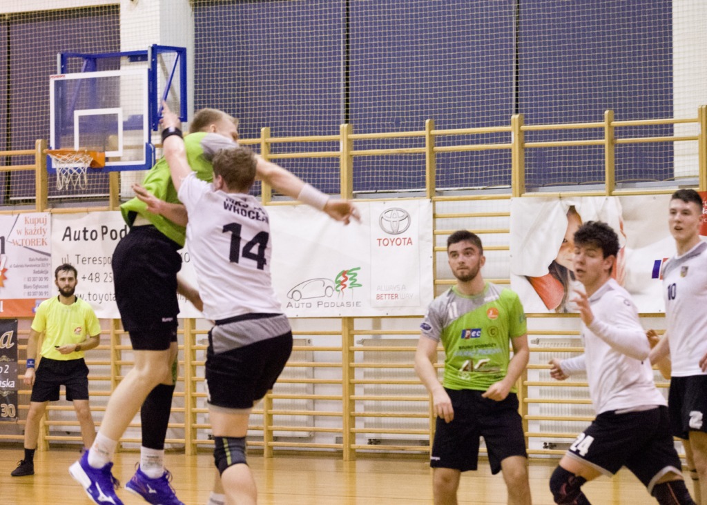 II LIGA: Minimalna porażka w Pabianicach