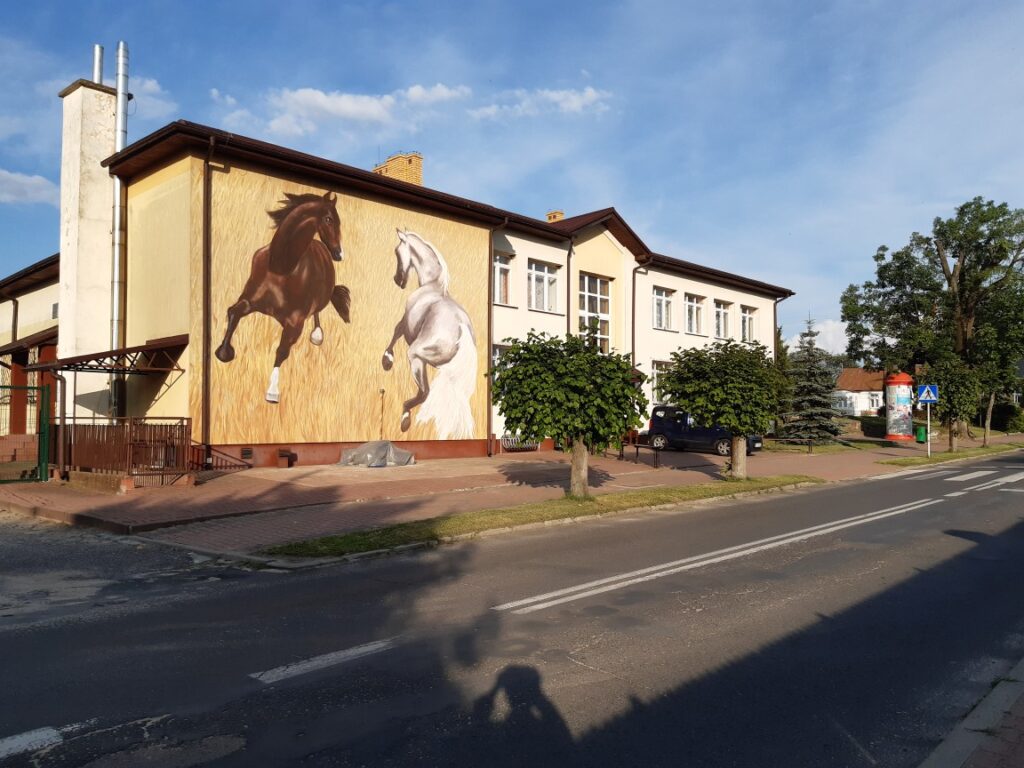 W Janowie Podlaskim powstał mural na cześć prof. Ludwika Maciąga