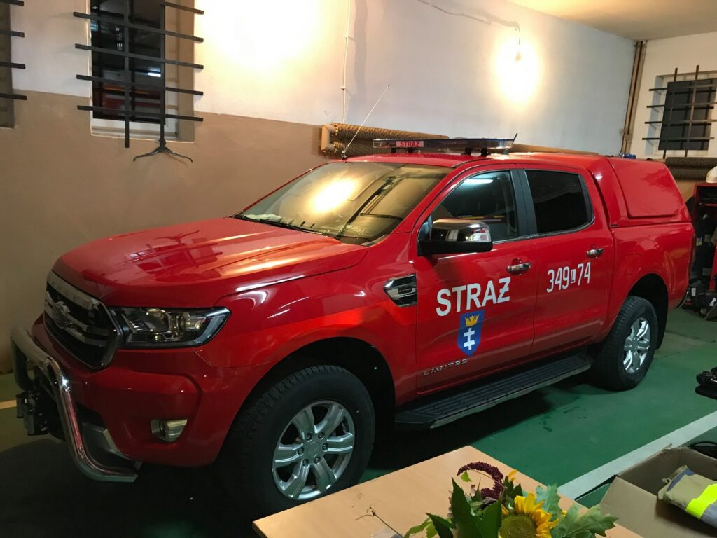 Nowy samochód strażacki w gminie Łomazy