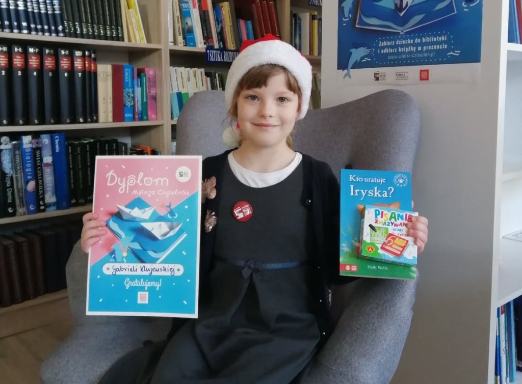 Biblioteka w Łomazach włączyła się w akcję ,,Mała książka – wielki człowiek’’
