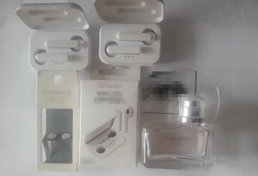 Kamera nagrała je w czasie kradzieży w międzyrzeckiej drogerii