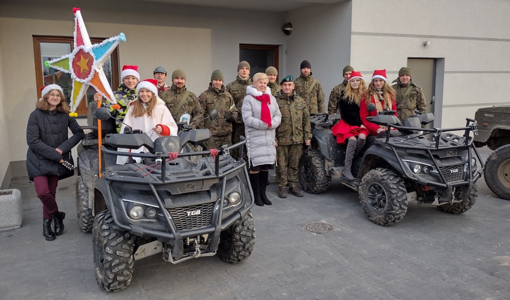 Świąteczne upominki dla żołnierzy w Terespolu