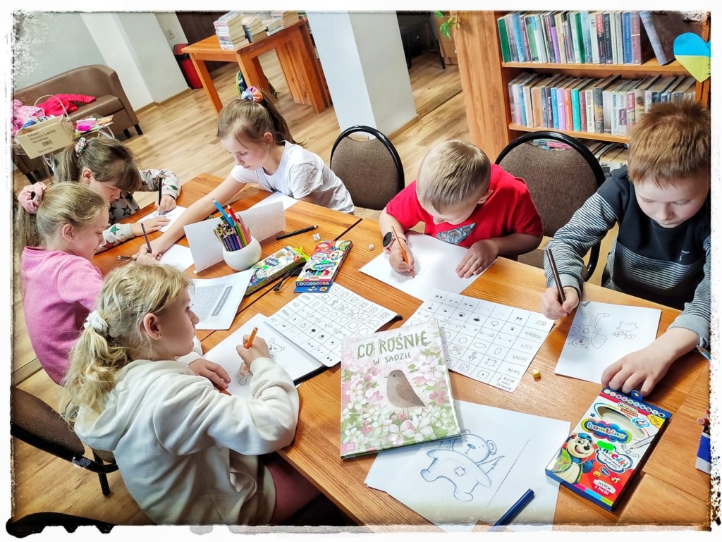 Pierwsze zajęcia “Biblioteka lubi smyka” w GBP w Wisznicach