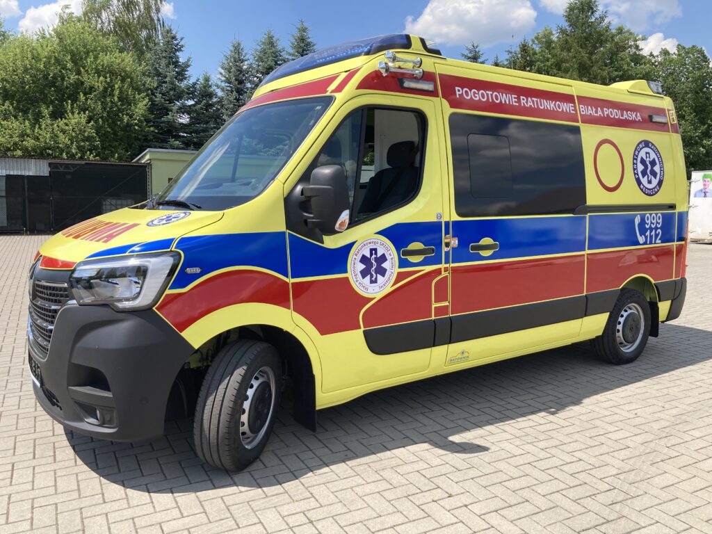 Kolejny nowy ambulans w bialskim pogotowiu