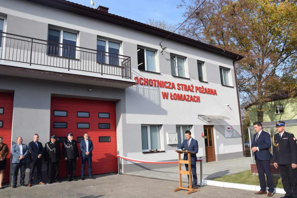 Przebudowana remiza w Łomazach oficjalnie otwarta