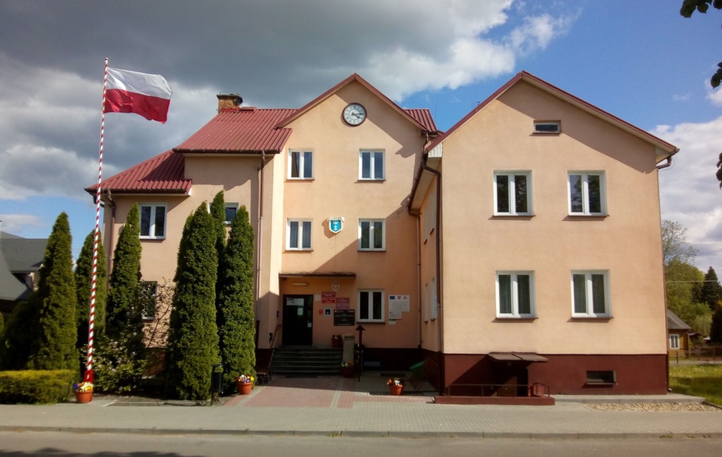 Urząd Gminy Łomazy z większą dostępnością do budynku