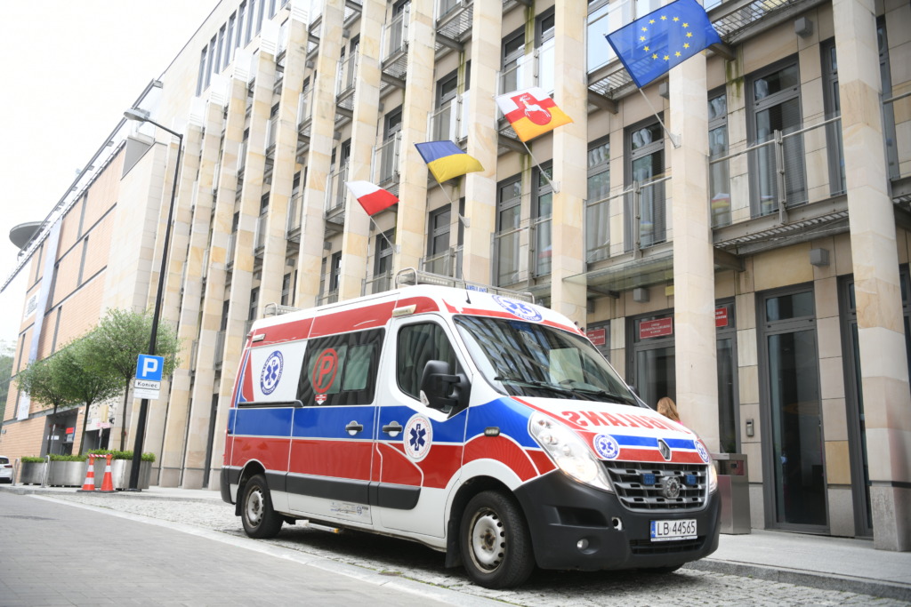 Karetka z Białej Podlaskiej przekazana na Ukrainę