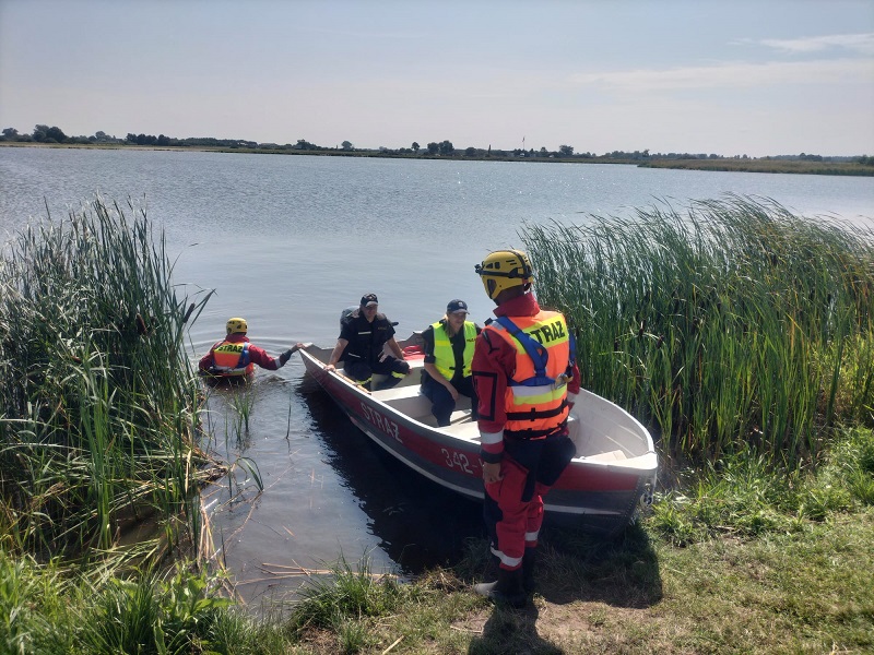 Patrolowali akwen w Kobylanach