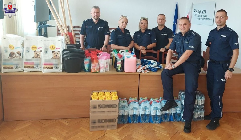 Włączyli się w zbiórkę dla powodzian