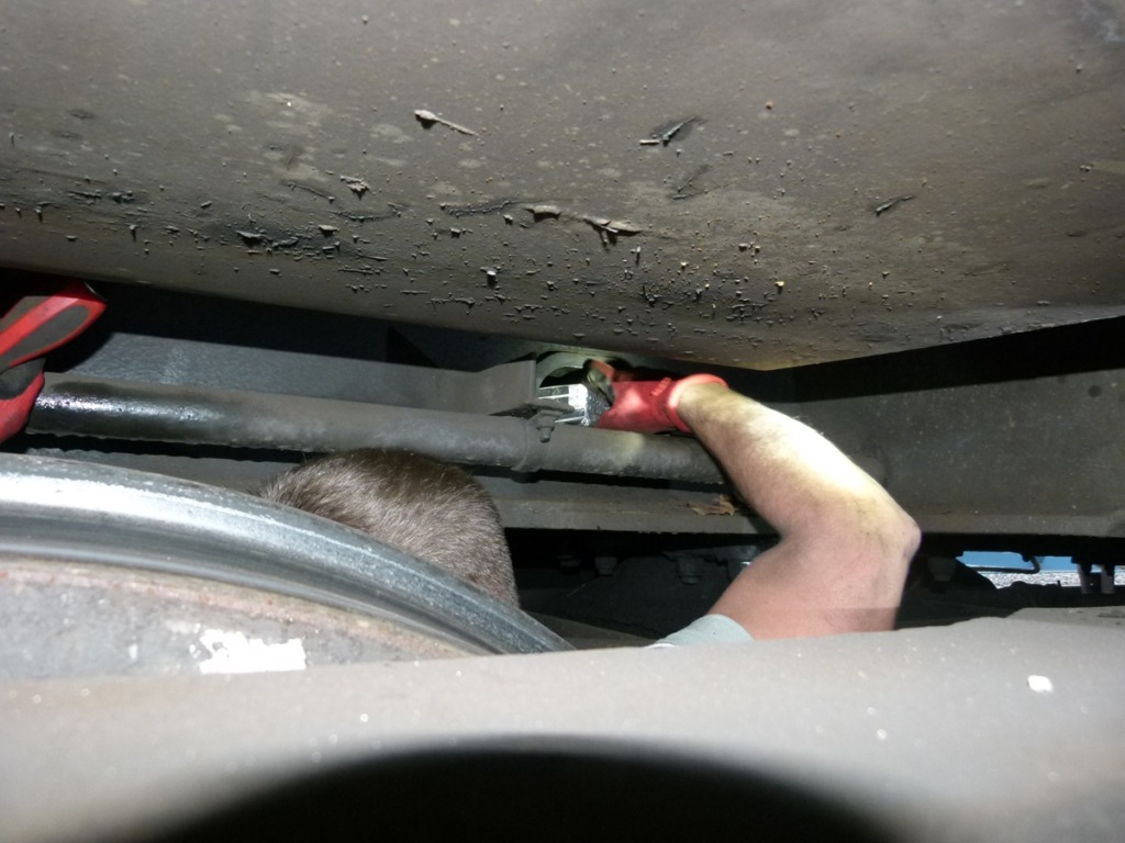 Ponad 2,3 tys. paczek nielegalnych papierów zabezpieczyli funkcjonariusze z Terespola  