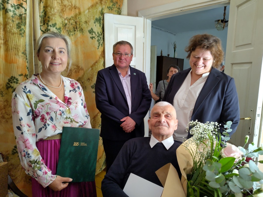 Setne Urodziny Pana Zygmunta Kowaluka – Wyjątkowy Jubileusz w Terespolu