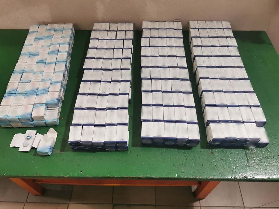 Psychotropy, anaboliki i toksyna botulinowa – KAS rozbiła nielegalny przewóz leków