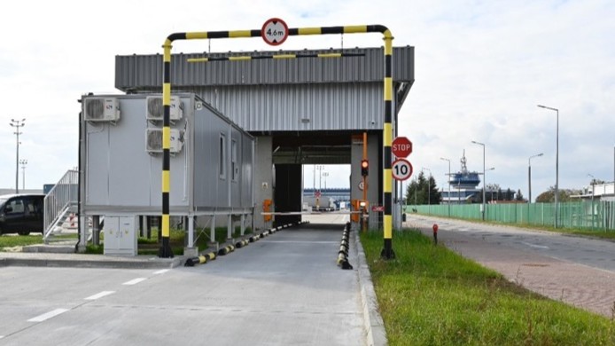 Nowoczesny skaner RTG w Koroszczynie usprawnia odprawy i wzmacnia bezpieczeństwo na granicy