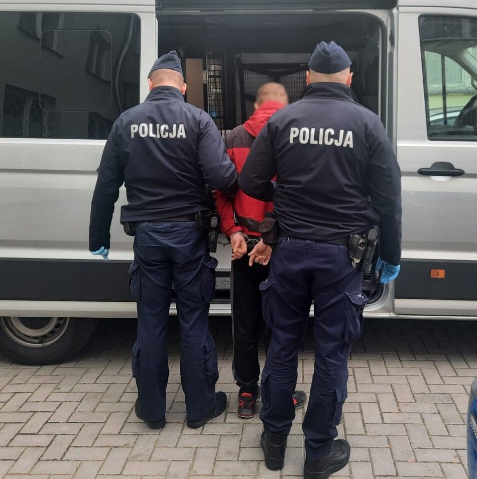 Akcja „Poszukiwany” na terenie powiatu. Policjanci zatrzymali 10 osób