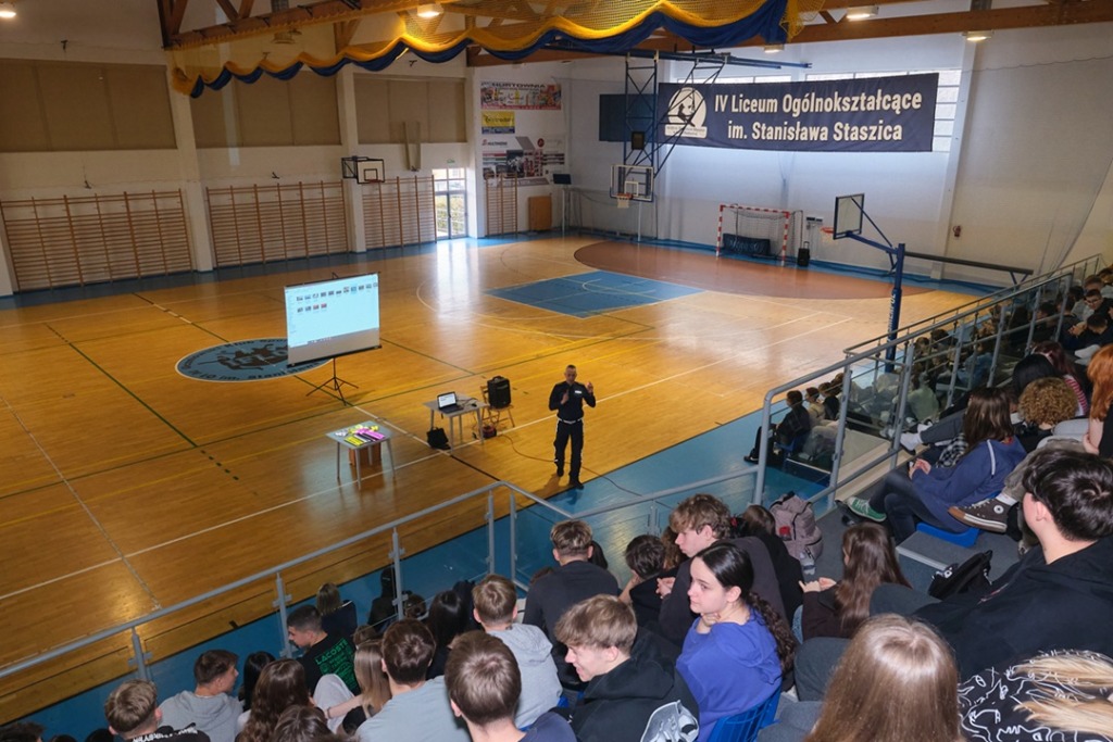 Kolejne spotkania profilaktyczne w ramach akcji „Świeć przykładem” w Białej Podlaskiej