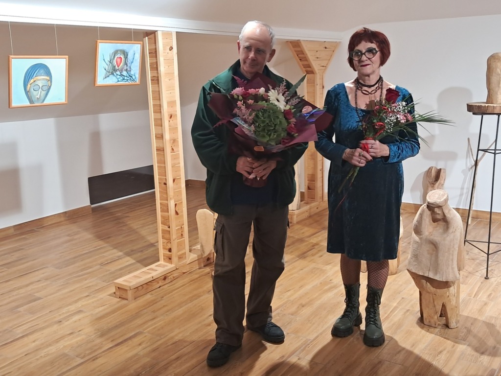 Wernisaż wystawy malarstwa Beaty Plińskiej i rzeźby Jacka Gałczyńskiego