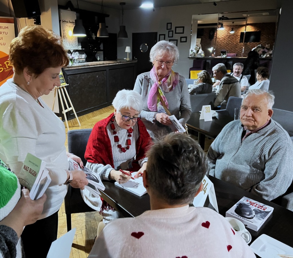 Justyna Lipecka zaprezentowała w Terespolu swoją najnowszą powieść „Byłam Cyganką”