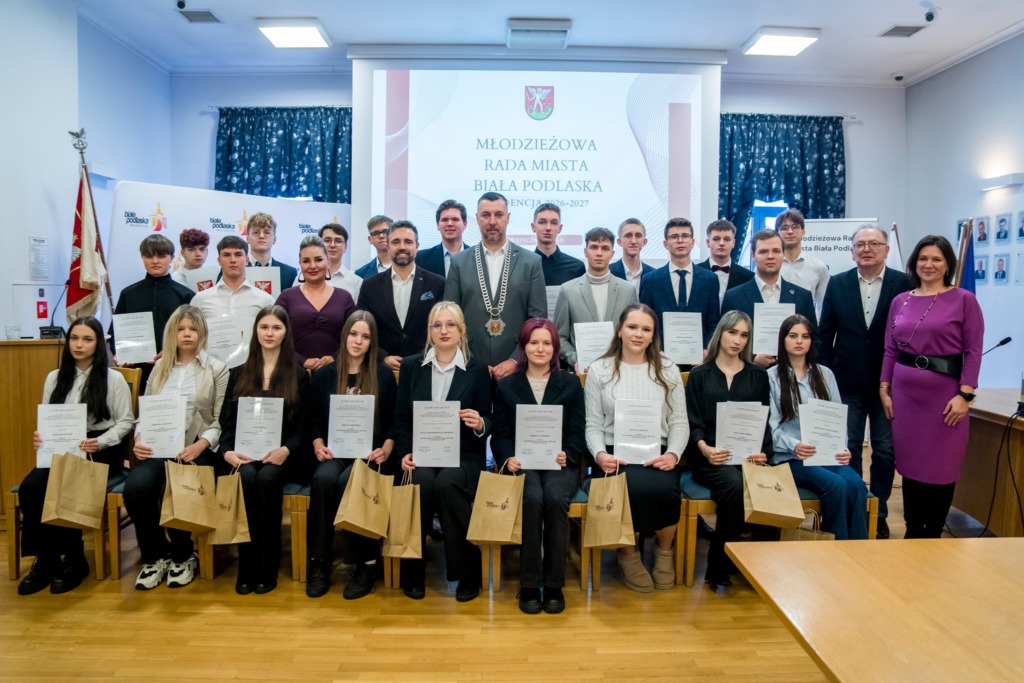 Ślubowanie nowej Młodzieżowej Rady Miasta w Białej Podlaskiej. Rozpoczęła się kadencja 2026–2027