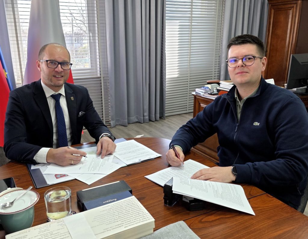 Podpisano umowę na rewitalizację zespołu dworsko-pałacowego w Wilczynie