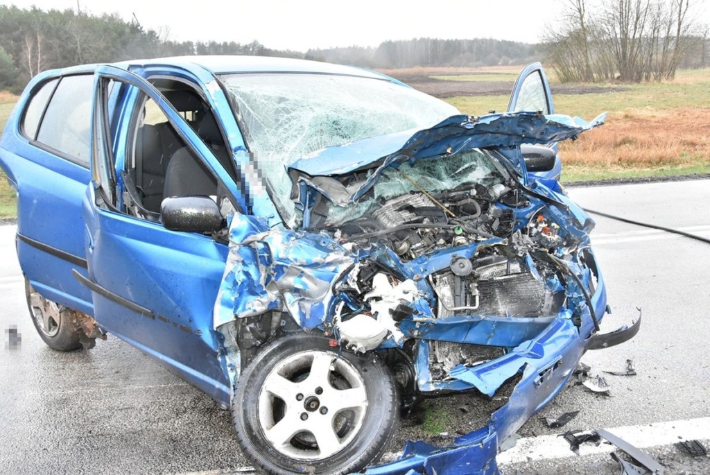 Wypadek na ul. Włodawskiej w Wisznicach. LPR zabrał rannego 32-latka