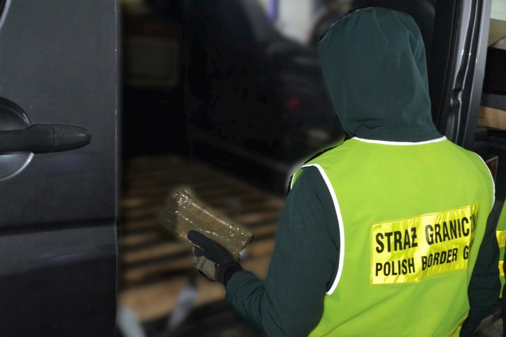 SG i KAS udaremniły przemyt haszyszu wart ponad 3 mln zł
