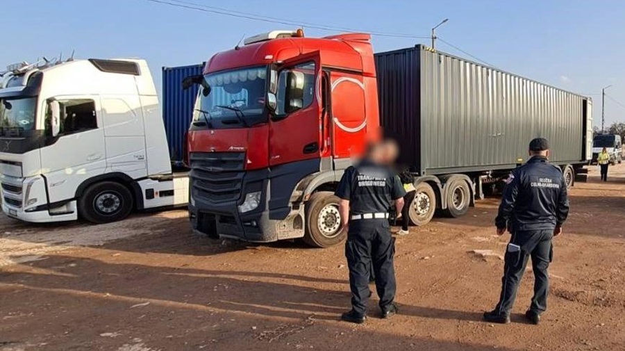 KAS wykryła przestępczy proceder: towary z Chin miały trafić do Hiszpanii, zostawały w Polsce