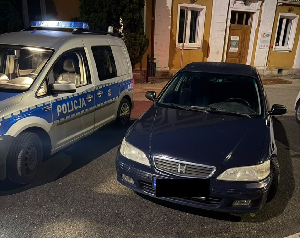 Miał trzy dożywotnie zakazy prowadzenia. 48-latek znów wsiadł za kierownicę