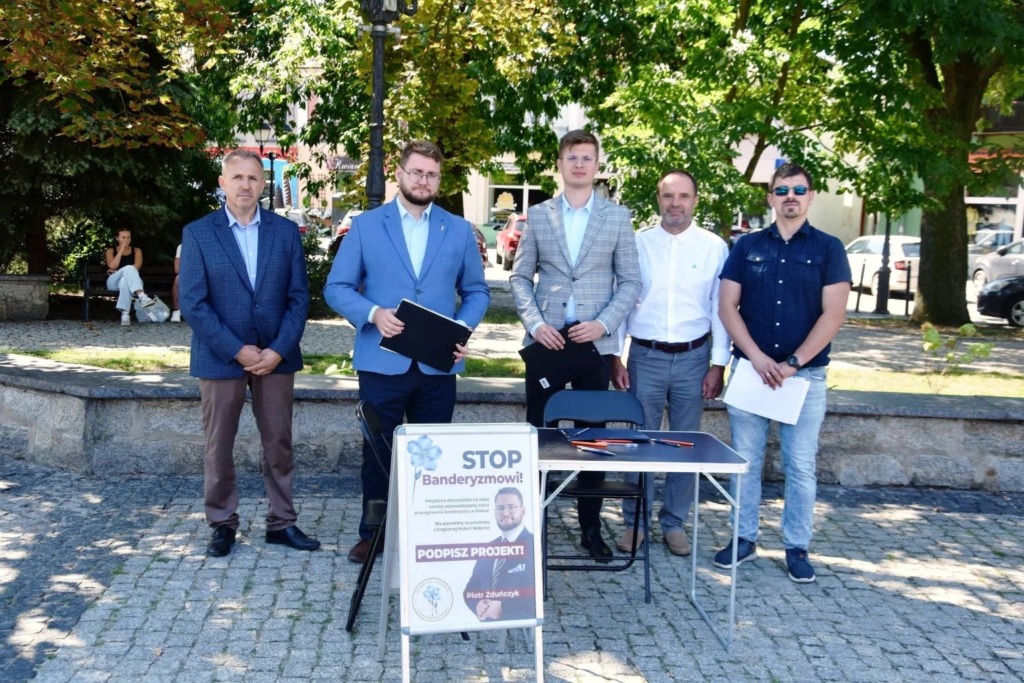 „Stop Banderyzmowi”: podpisy zbierane także w Międzyrzecu i Białej Podlaskiej