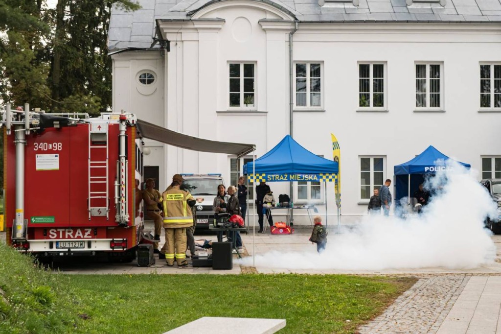 Trening OLiOC w Białej Podlaskiej. Mieszkańcy ćwiczyli reakcję na alarmy