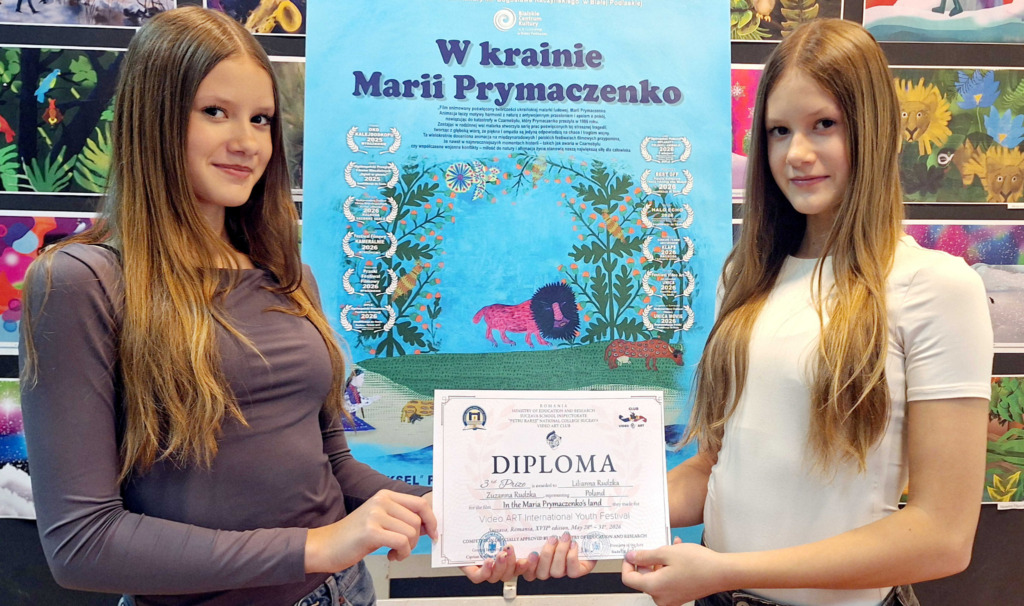 Siostry Rudzkie z pracowni Piksel na podium festiwalu w Rumunii