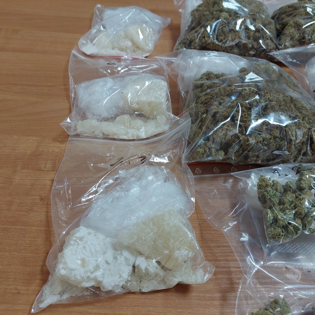 Blisko 1,5 kg narkotyków u dwóch mieszkańców powiatu bialskiego. Obaj w areszcie