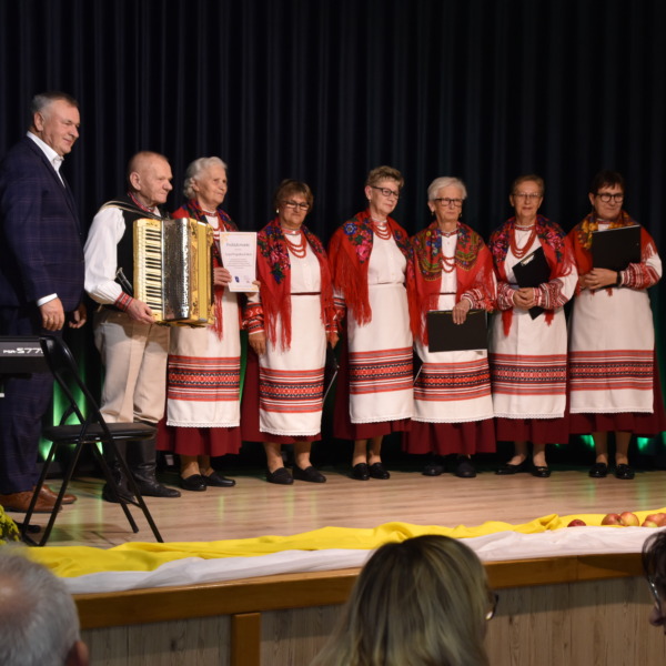 XXVI Dzień Papieski w Konstantynowie – wydarzenie w Gminnym Centrum Kultury – zdjęcie 2