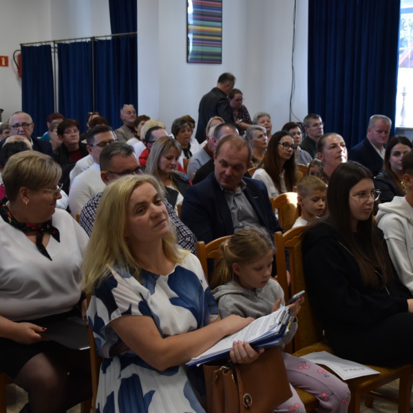 XXVI Dzień Papieski w Konstantynowie – wydarzenie w Gminnym Centrum Kultury – zdjęcie 2