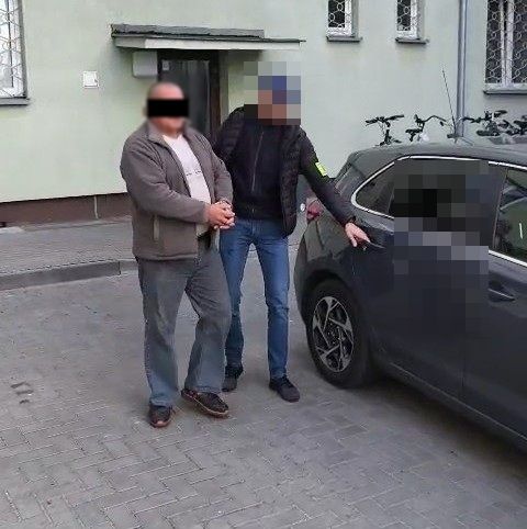 Bialscy policjanci zatrzymali 15 osób poszukiwanych przez wymiar sprawiedliwości
