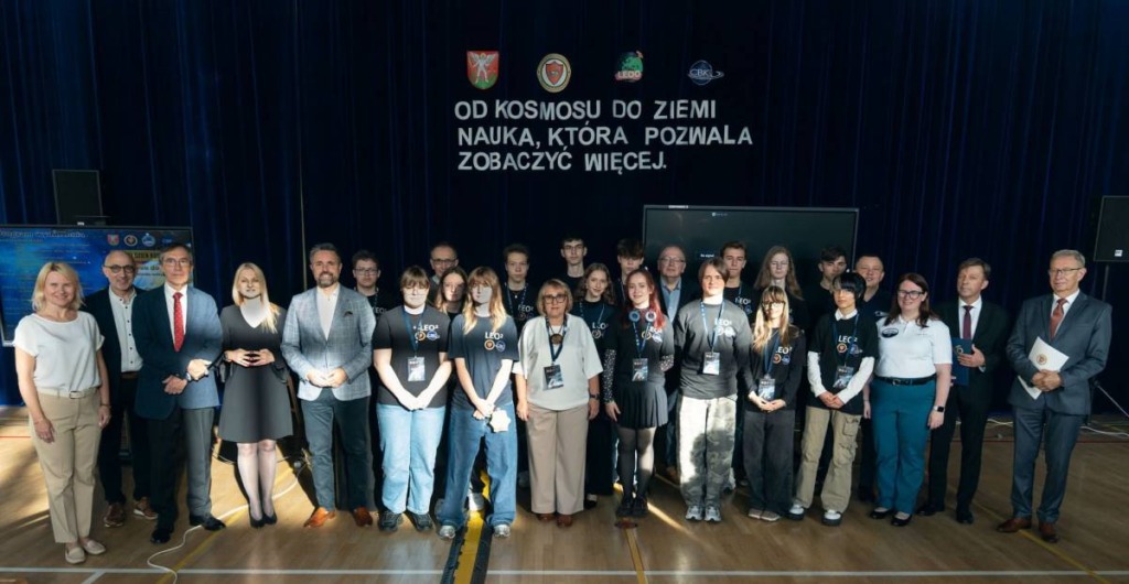Kosmiczna konferencja w Białej Podlaskiej. Uczniowie spotkali naukowców z PAN i POLSA