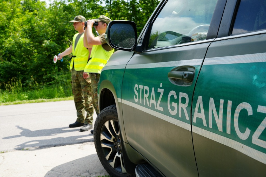 Strażnicy z Janowa Podlaskiego zatrzymali kierowcę z 3,67 promila po pościgu